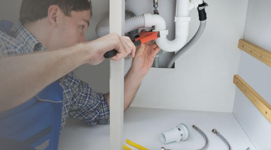 Professional emergency plumbing in Howell, MI